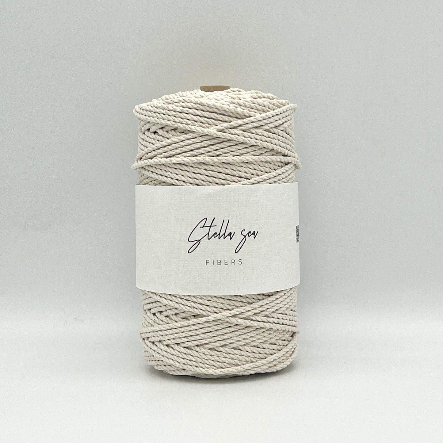 3本撚りリサイクルコットンロープ(3mm・生成り・500g/150m)