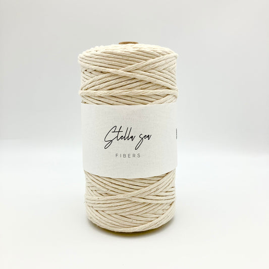 1本撚りリサイクルコットンコード(3.5mm・生成り・500g/200m)