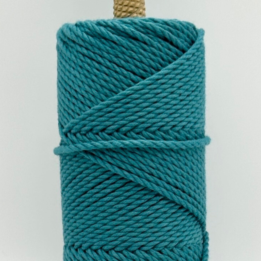 【数量限定】【予約販売】【6月下旬〜お届け予定】【全10色】3本撚りオーガニックコットンロープ（3mm・カラー・250g／約80m）