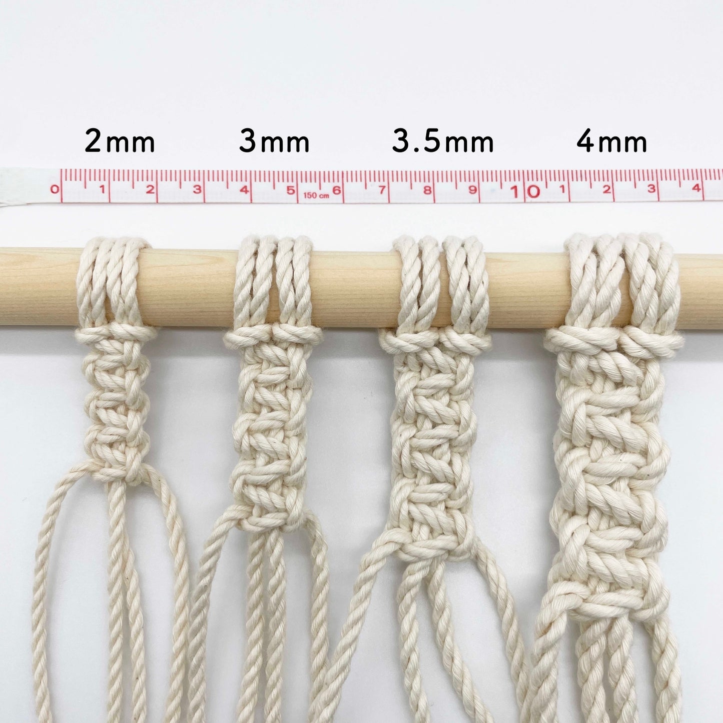 3mm/Natural/80m (about 250g) 3-Strand fair-trade organic cotton